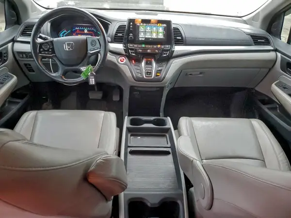 5FNRL6H79JB109059 2018 HONDA ODYSSEY - Image 8