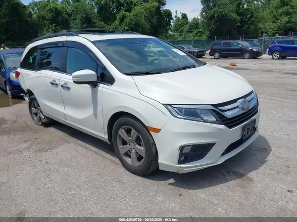 5FNRL6H79JB109918 2018 HONDA ODYSSEY - Image 1