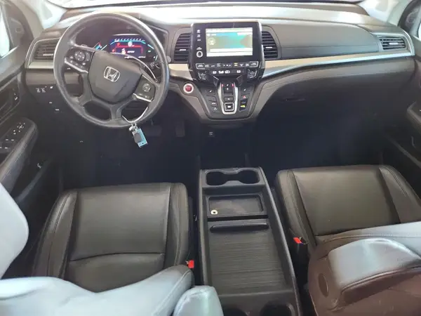 5FNRL6H79JB111748 2018 HONDA ODYSSEY - Image 8