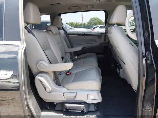 5FNRL6H79KB016429 2019 HONDA ODYSSEY - Image 8
