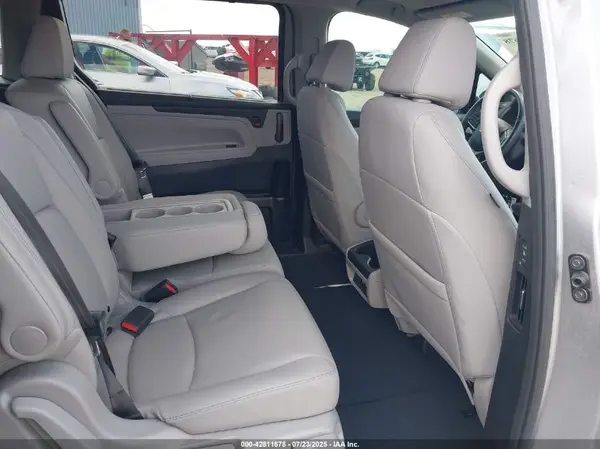 5FNRL6H79NB024504 2022 HONDA ODYSSEY - Image 8