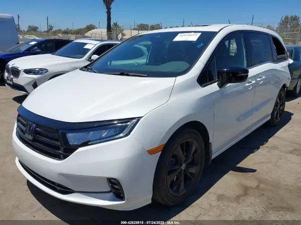 5FNRL6H79PB001842 2023 HONDA ODYSSEY - Image 2