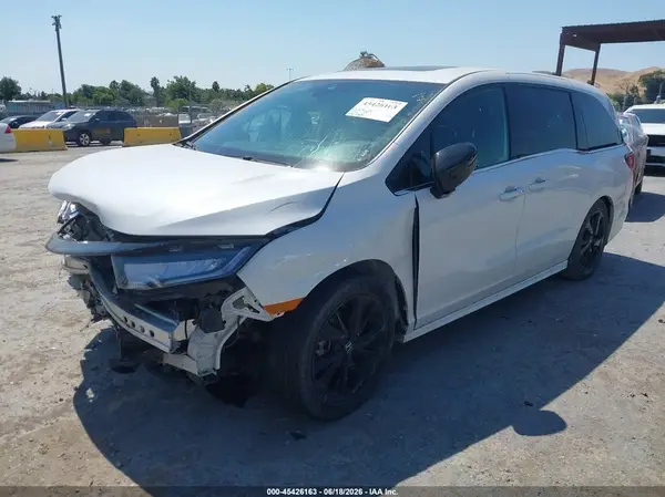5FNRL6H79PB064827 2023 HONDA ODYSSEY - Image 2