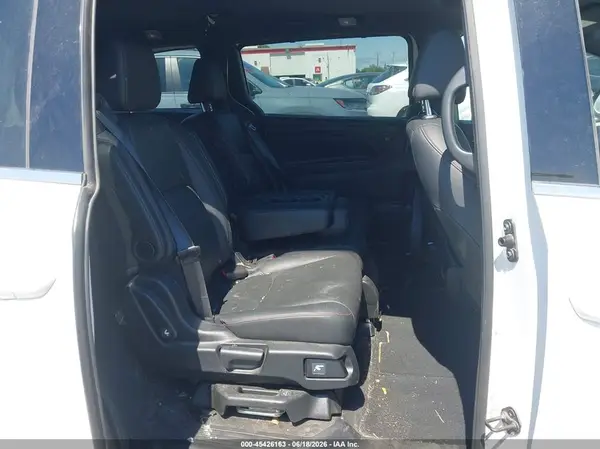 5FNRL6H79PB064827 2023 HONDA ODYSSEY - Image 8