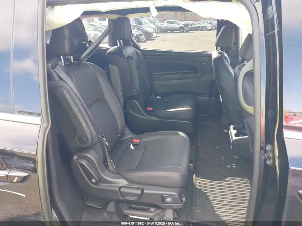 5FNRL6H79PB075326 2023 HONDA ODYSSEY - Image 8