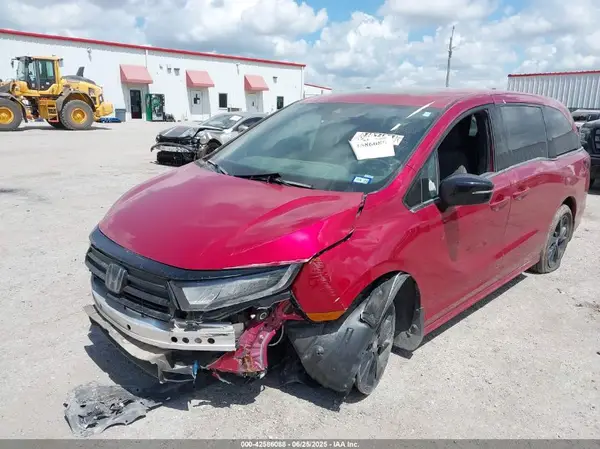 5FNRL6H79RB045309 2024 HONDA ODYSSEY - Image 2