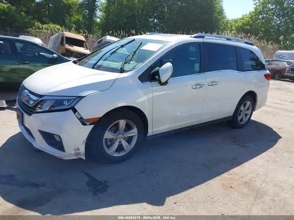 5FNRL6H7XJB006510 2018 HONDA ODYSSEY - Image 2