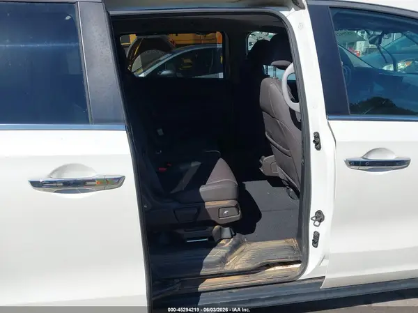 5FNRL6H7XJB006510 2018 HONDA ODYSSEY - Image 8