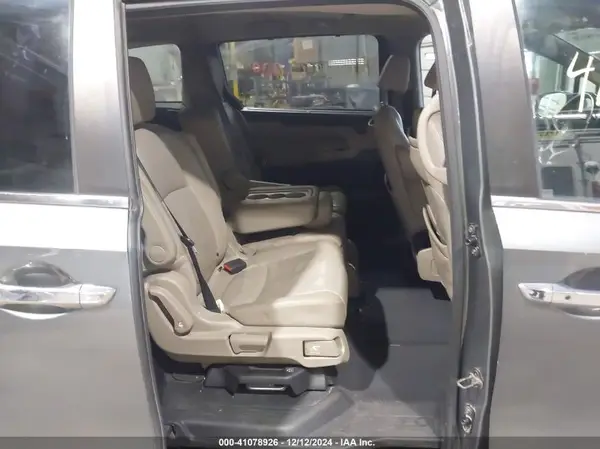 5FNRL6H7XJB006667 2018 HONDA ODYSSEY - Image 8