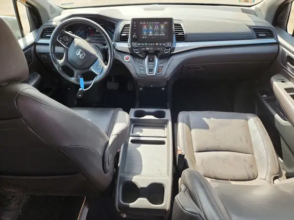 5FNRL6H7XJB007396 2018 HONDA ODYSSEY - Image 8