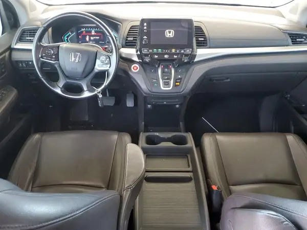 5FNRL6H7XJB008063 2018 HONDA ODYSSEY - Image 8