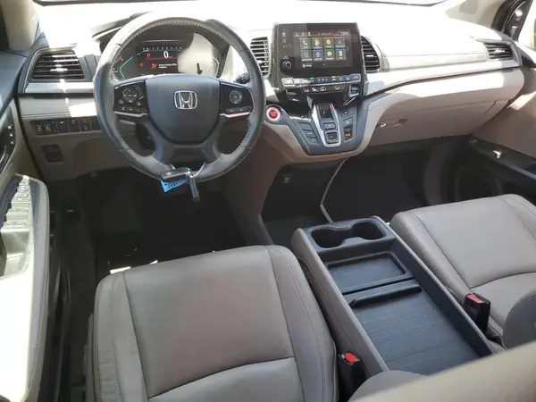 5FNRL6H7XJB014347 2018 HONDA ODYSSEY - Image 8