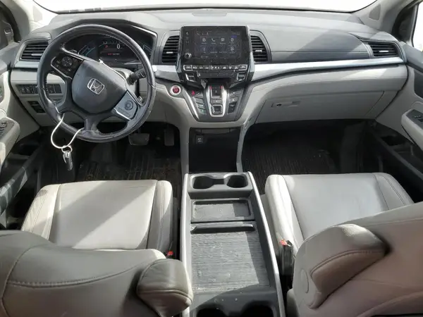 5FNRL6H7XJB016616 2018 HONDA ODYSSEY - Image 8
