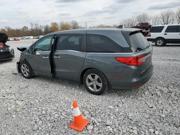 5FNRL6H7XJB023940 2018 HONDA ODYSSEY - Image 2