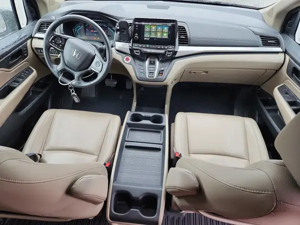 5FNRL6H7XJB027387 2018 HONDA ODYSSEY - Image 8