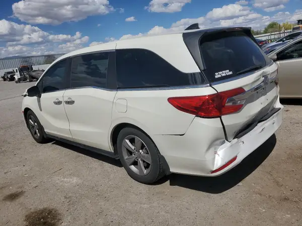 5FNRL6H7XJB029463 2018 HONDA ODYSSEY - Image 2