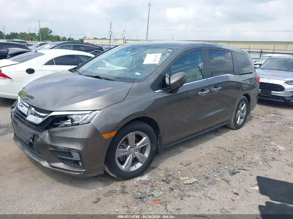 5FNRL6H7XJB032041 2018 HONDA ODYSSEY - Image 2