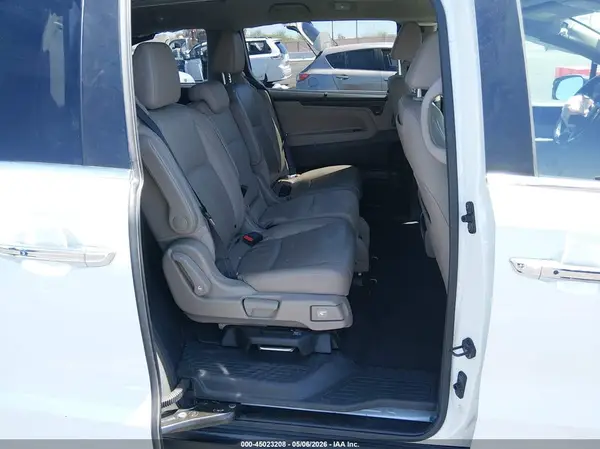 5FNRL6H7XJB041824 2018 HONDA ODYSSEY - Image 8