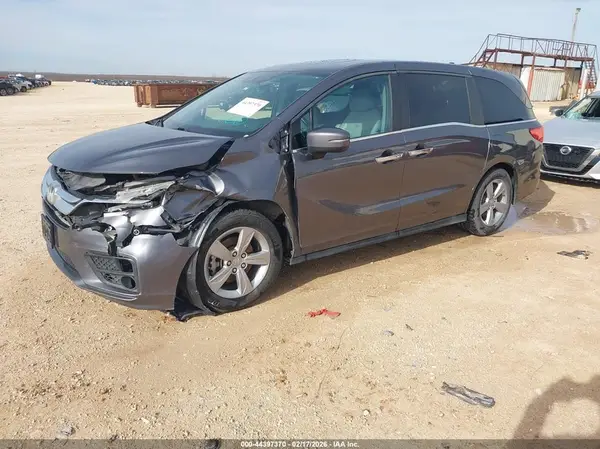 5FNRL6H7XJB049857 2018 HONDA ODYSSEY - Image 2