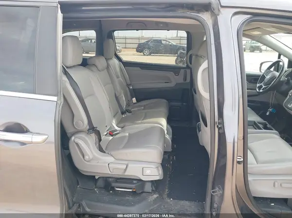 5FNRL6H7XJB049857 2018 HONDA ODYSSEY - Image 8