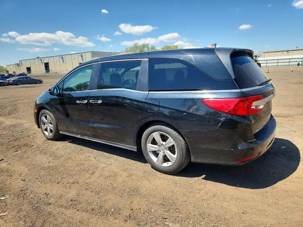 5FNRL6H7XJB050121 2018 HONDA ODYSSEY - Image 2