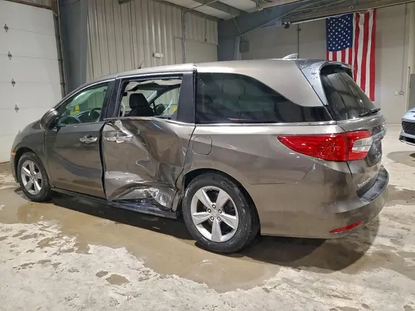 5FNRL6H7XJB053634 2018 HONDA ODYSSEY - Image 2