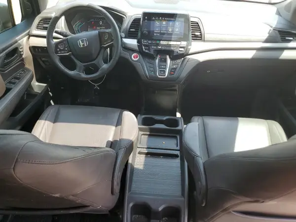 5FNRL6H7XJB054119 2018 HONDA ODYSSEY - Image 8
