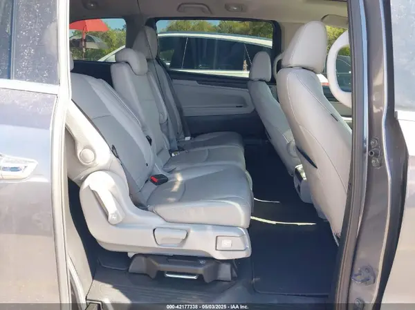 5FNRL6H7XJB067694 2018 HONDA ODYSSEY - Image 8