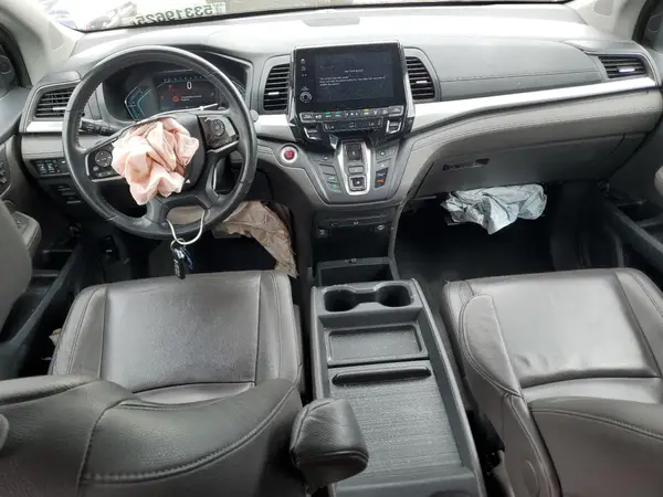 5FNRL6H7XJB081157 2018 HONDA ODYSSEY - Image 8