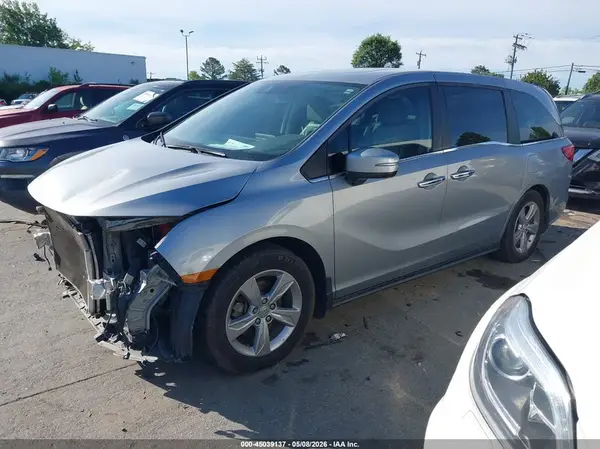 5FNRL6H7XJB082888 2018 HONDA ODYSSEY - Image 2