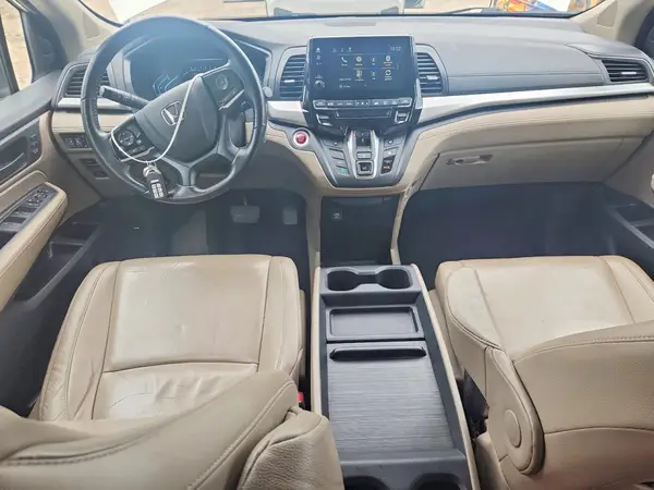 5FNRL6H7XJB085015 2018 HONDA ODYSSEY - Image 8