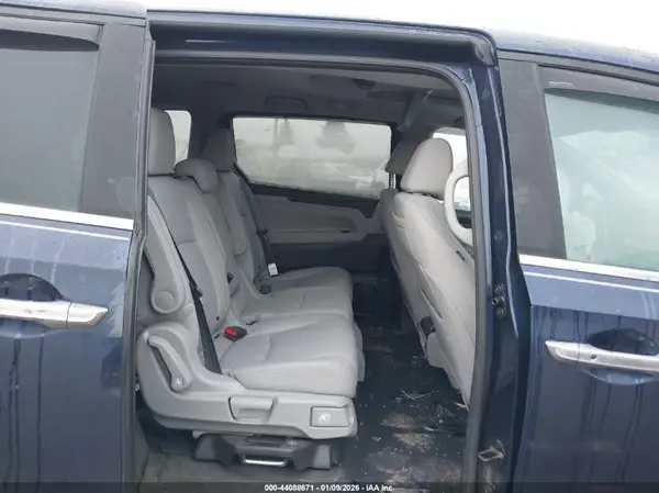 5FNRL6H7XJB087427 2018 HONDA ODYSSEY - Image 8