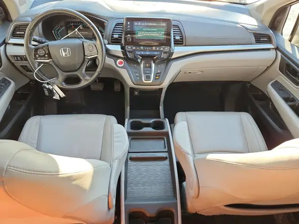5FNRL6H7XJB089694 2018 HONDA ODYSSEY - Image 8