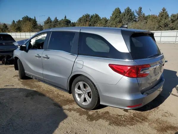 5FNRL6H7XJB091039 2018 HONDA ODYSSEY - Image 2