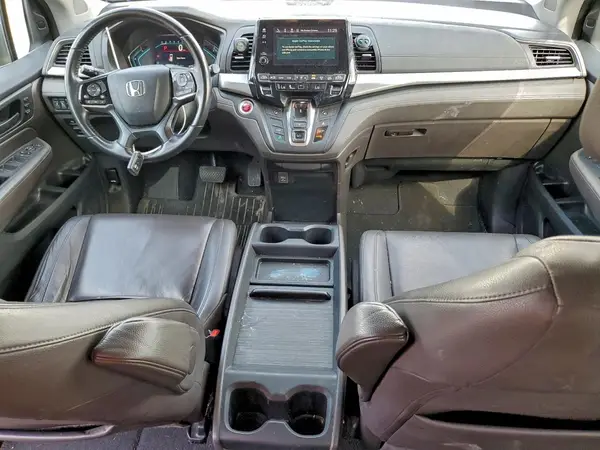 5FNRL6H7XJB092210 2018 HONDA ODYSSEY - Image 8