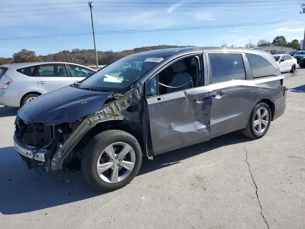 5FNRL6H7XJB092577 2018 HONDA ODYSSEY - Image 1