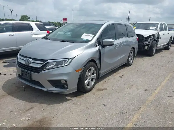 5FNRL6H7XJB093499 2018 HONDA ODYSSEY - Image 2