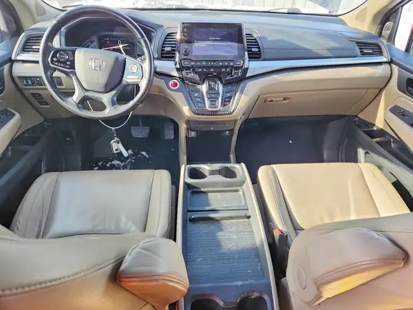 5FNRL6H7XJB096824 2018 HONDA ODYSSEY - Image 8