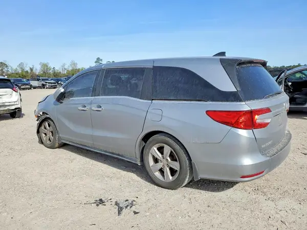 5FNRL6H7XJB097617 2018 HONDA ODYSSEY - Image 2