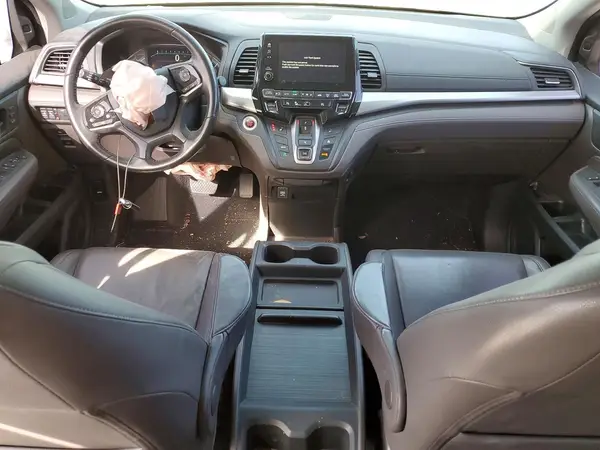 5FNRL6H7XJB097617 2018 HONDA ODYSSEY - Image 8
