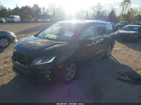 5FNRL6H7XJB097892 2018 HONDA ODYSSEY - Image 2