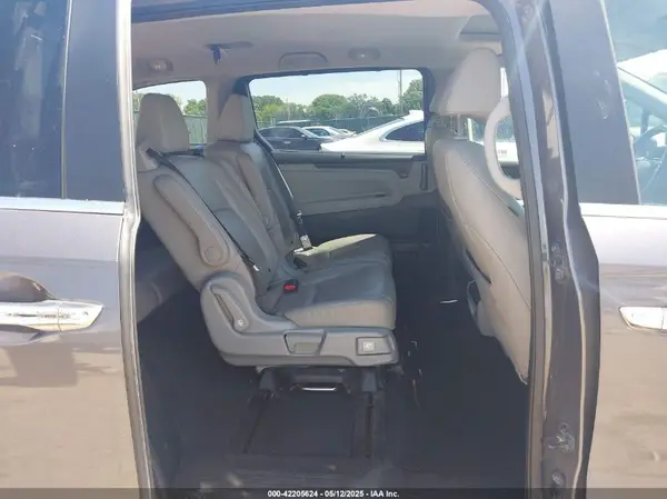 5FNRL6H7XJB099531 2018 HONDA ODYSSEY - Image 8