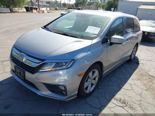 5FNRL6H7XJB107790 2018 HONDA ODYSSEY - Image 2