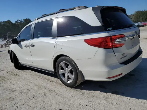 5FNRL6H7XJB108048 2018 HONDA ODYSSEY - Image 2