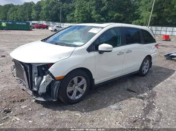 5FNRL6H7XJB108499 2018 HONDA ODYSSEY - Image 2