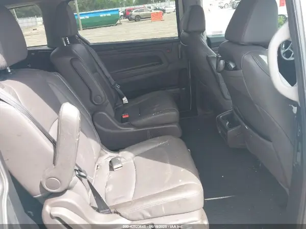 5FNRL6H7XJB108499 2018 HONDA ODYSSEY - Image 8