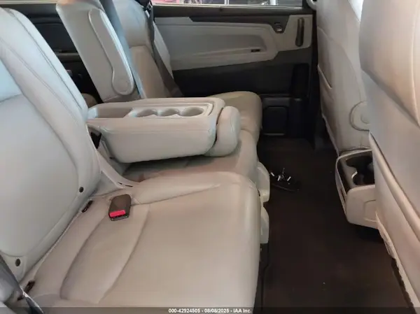 5FNRL6H7XKB007559 2019 HONDA ODYSSEY - Image 8