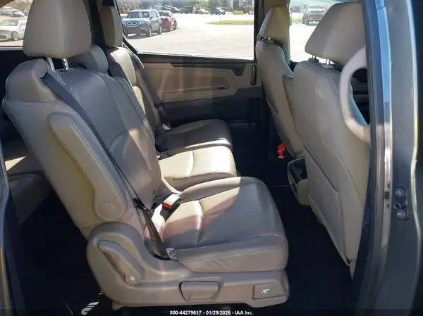 5FNRL6H7XKB035412 2019 HONDA ODYSSEY - Image 8