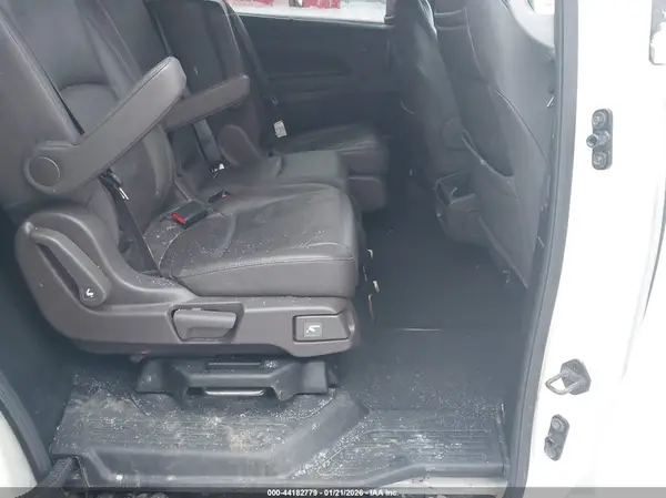 5FNRL6H7XKB110061 2019 HONDA ODYSSEY - Image 8