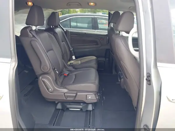 5FNRL6H7XKB131024 2019 HONDA ODYSSEY - Image 8
